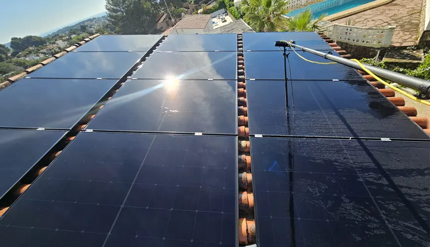 Zonnepanelen-head Zonnepanelen-head